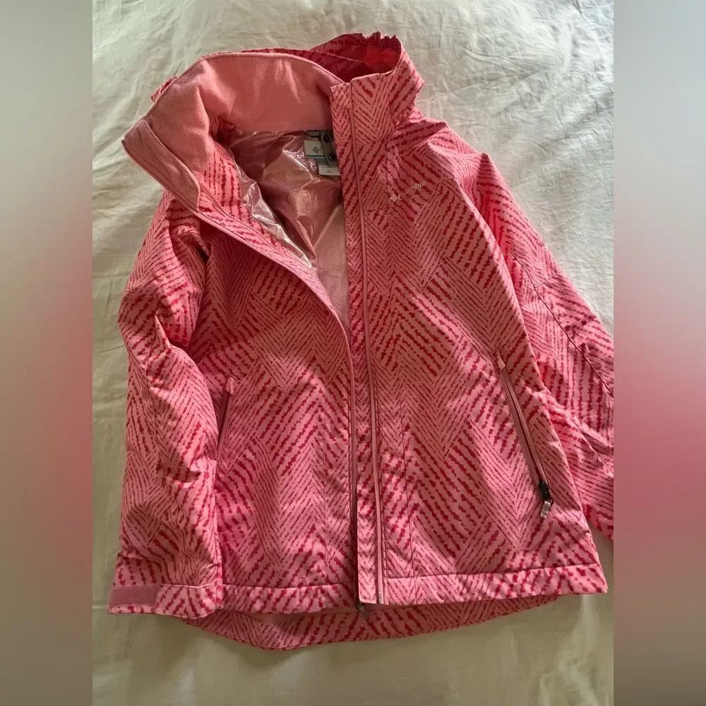 Columbia lightweight Pink Patterned Jacket - Picture 8 of 9